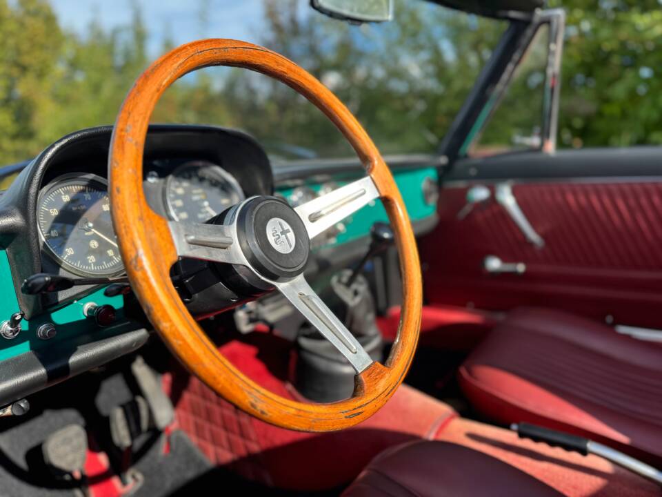 Immagine 17/33 di Alfa Romeo 1600 Duetto (1968)