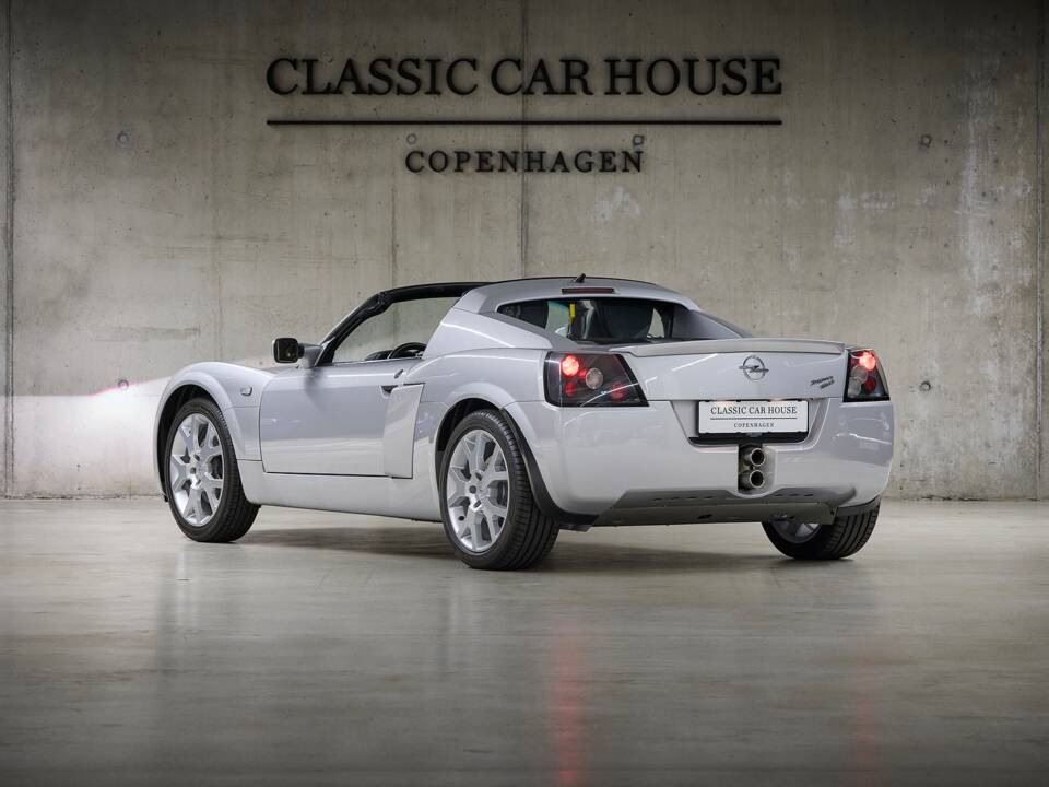 Image 7/81 of Opel Speedster 2.0 Turbo (2003)