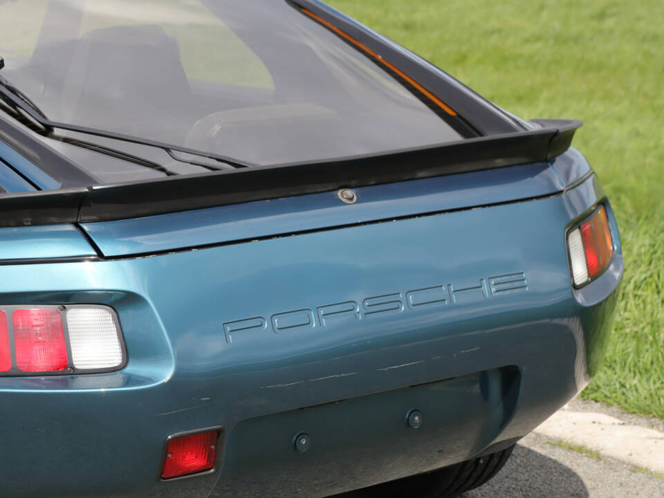 Bild 31/48 von Porsche 928 (1978)