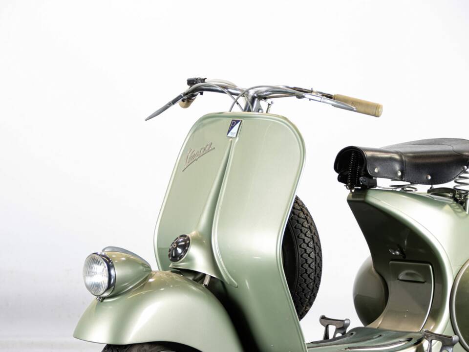 Immagine 36/50 di Piaggio Vespa 125 (1950)