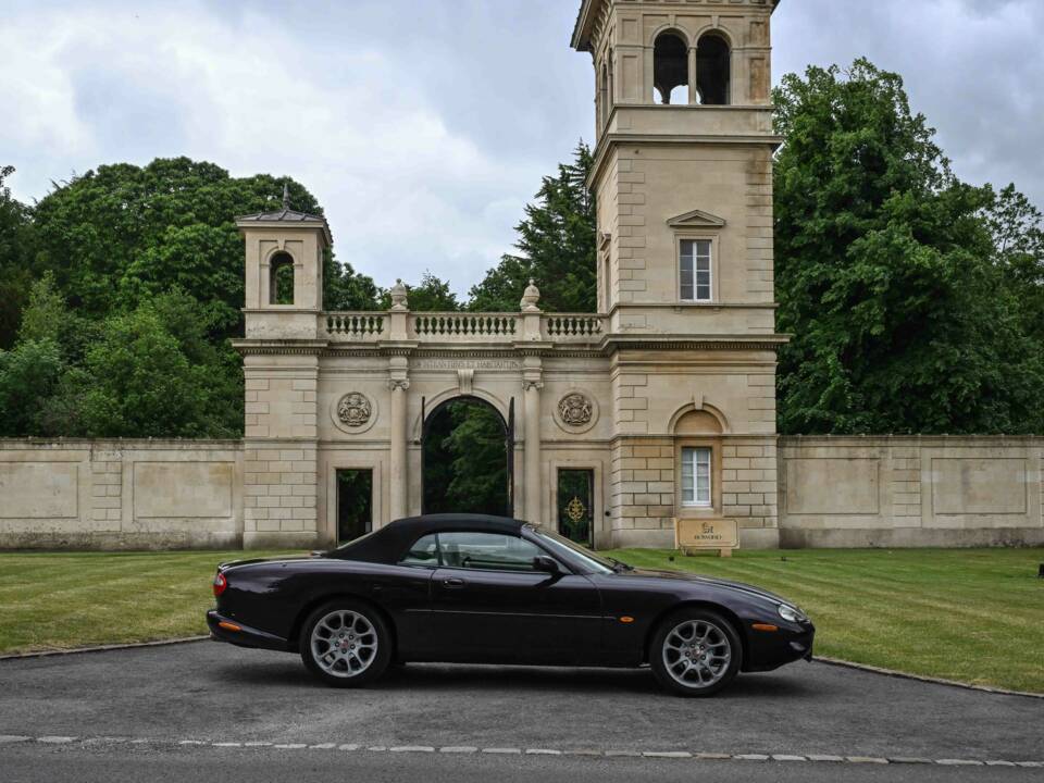 Afbeelding 27/50 van Jaguar XKR (1998)