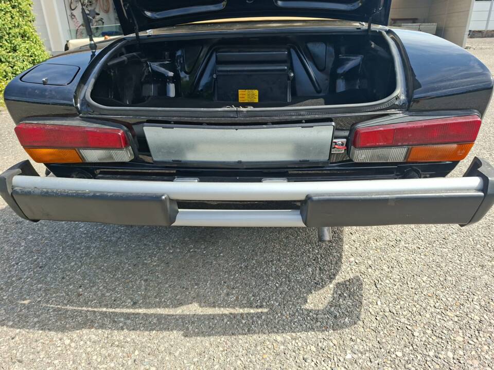 Imagen 3/19 de FIAT 124 Pininfarina Spidereuropa (1982)