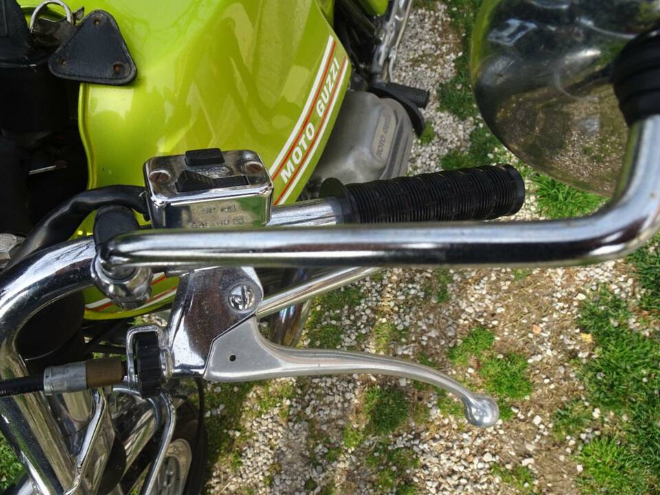 Imagen 25/25 de Moto Guzzi V7 Sport (1973)