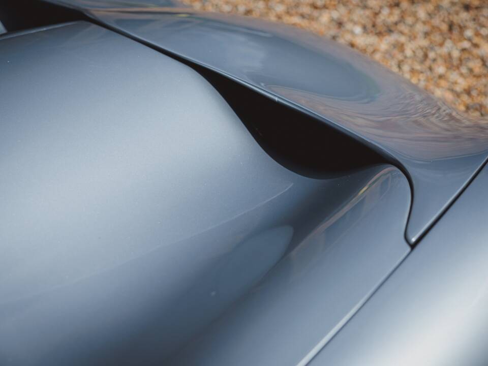 Image 35/39 of TVR Tuscan S (2003)