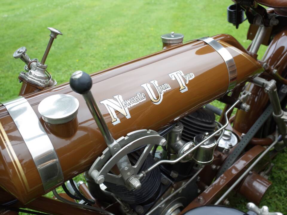 Bild 24/30 von NUT 6 HP (1914)