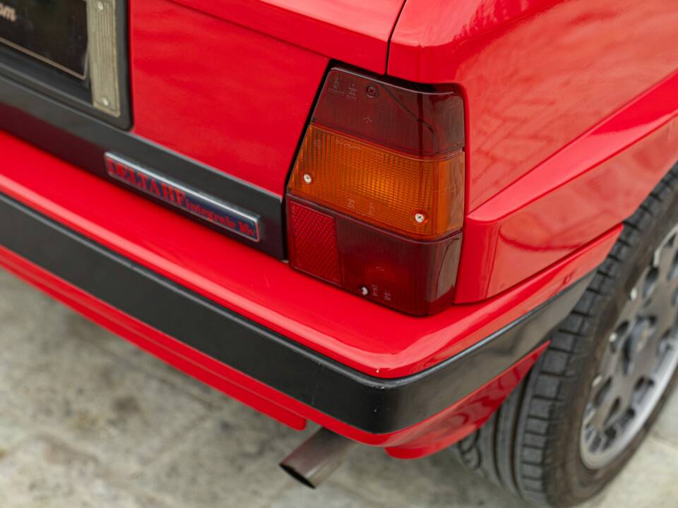 Image 10/50 of Lancia Delta HF Integrale 16V (1989)
