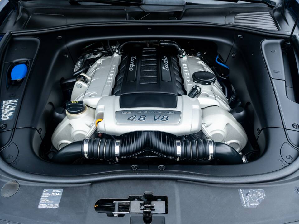 Image 25/25 of Porsche Cayenne Turbo (2008)