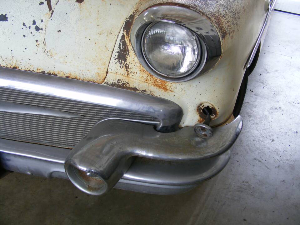 Image 9/56 of Buick 40 Special (1956)