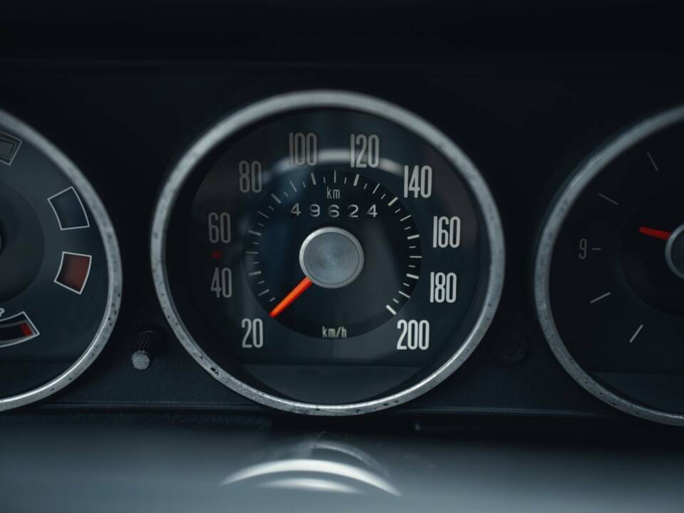 Image 10/15 of Ford 17m 2000S (1969)