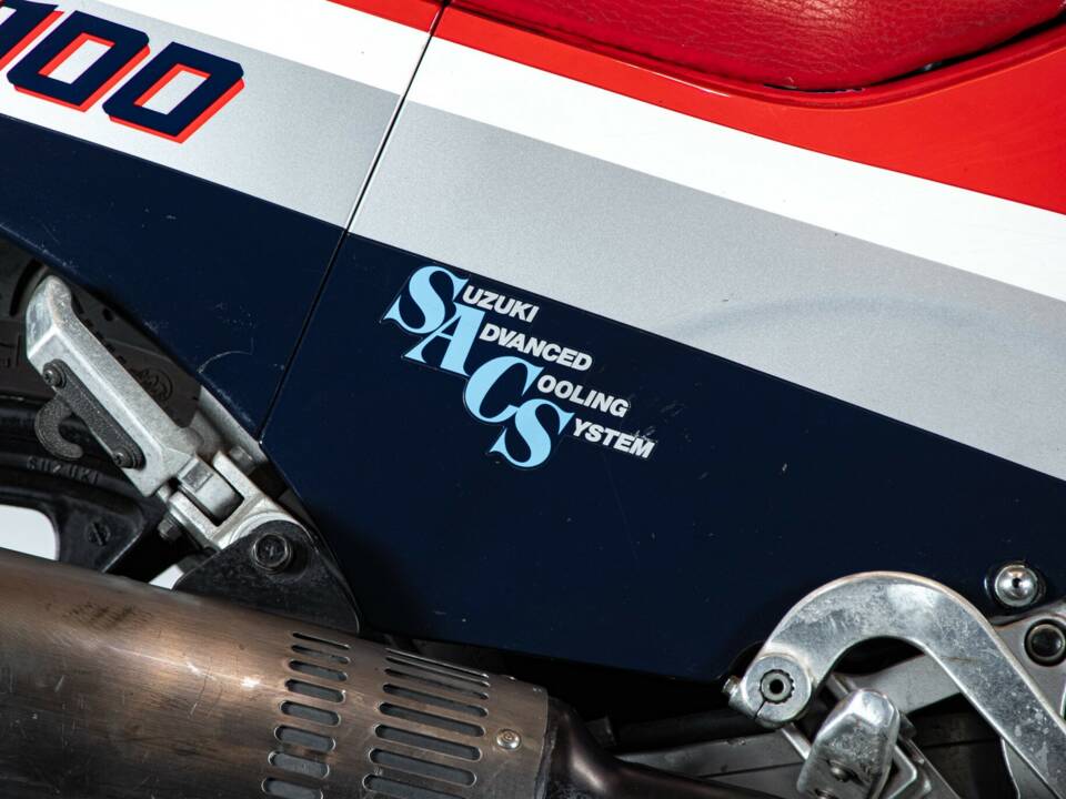 Afbeelding 38/50 van Egli-Suzuki GSX-R 1100 (1986)