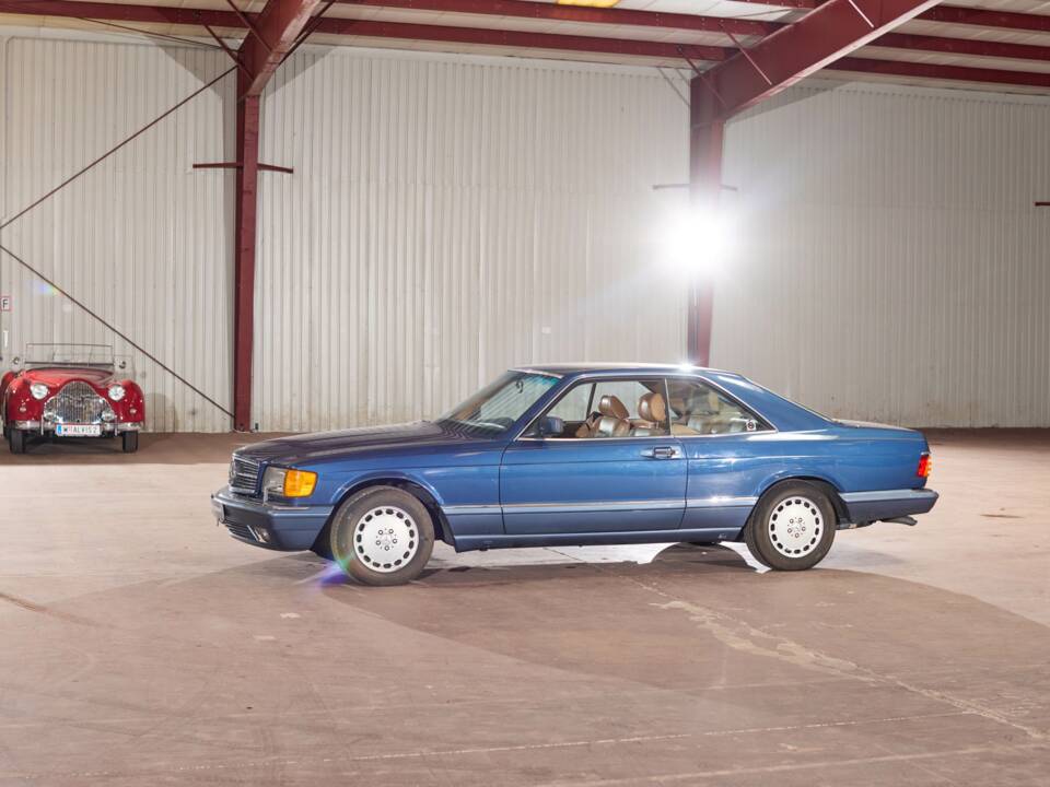 Bild 18/42 von Mercedes-Benz 560 SEC (1991)