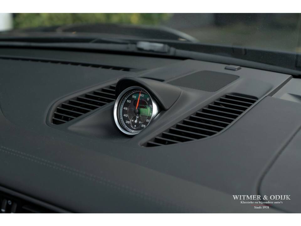 Image 35/47 of Porsche 911 Turbo (2014)