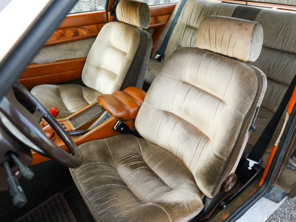 Image 47/81 of Maserati Biturbo 2.0 (1984)