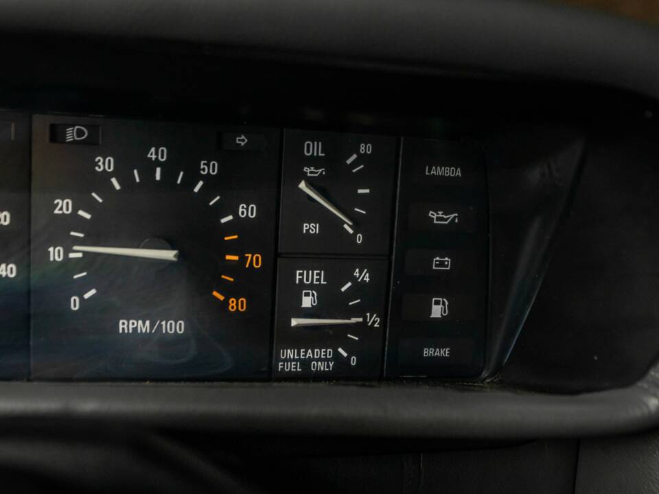 Image 35/66 of DeLorean DMC-12 (1981)