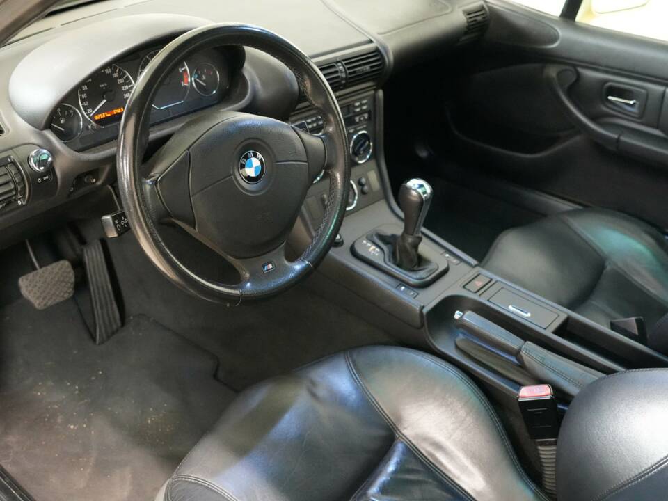 Bild 27/36 von BMW Z3 Coupé 3.0 (2002)