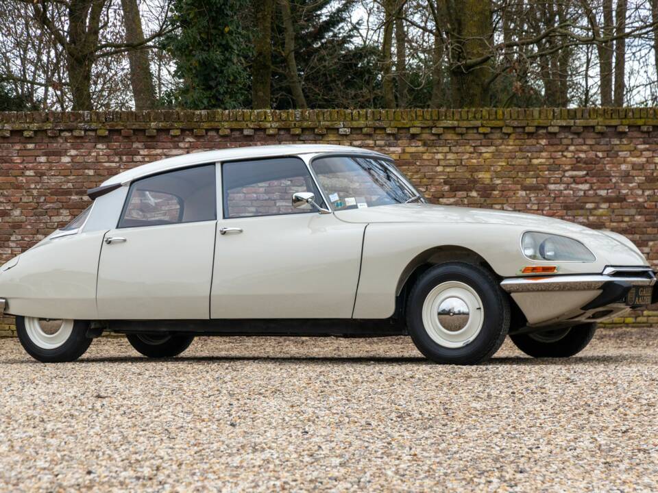 Afbeelding 40/50 van Citroën D Spécial (1971)