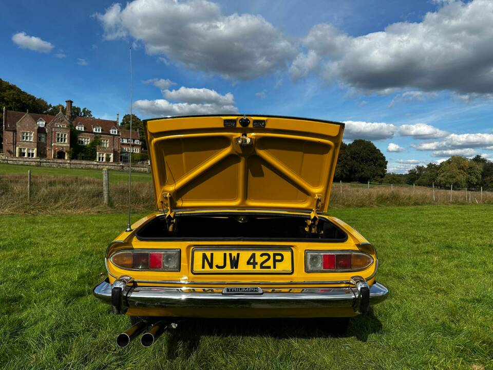 Immagine 35/48 di Triumph Stag (1975)