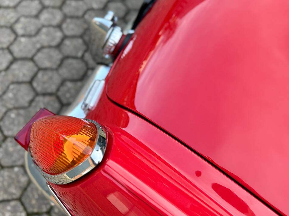 Bild 28/64 von MG MGB (1970)