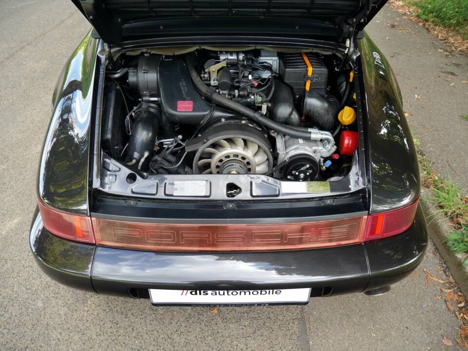 Bild 26/32 von Porsche 911 Carrera 4 (1992)