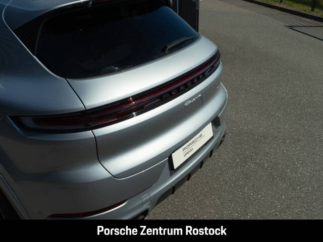 Bild 27/31 von Porsche Cayenne Coupé E-Hybrid (2026)