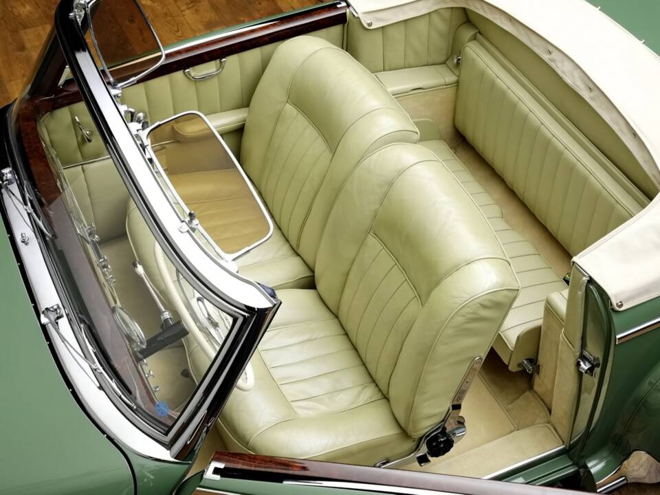 Bild 11/25 von Mercedes-Benz 300 S Roadster (1954)