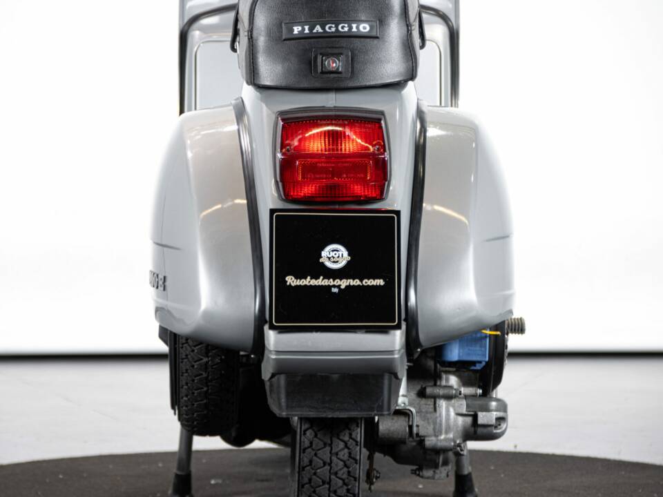 Bild 24/47 von Piaggio Vespa P 200 E (1977)