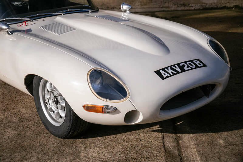 Bild 8/50 von Jaguar E-Type 4.2 (1964)