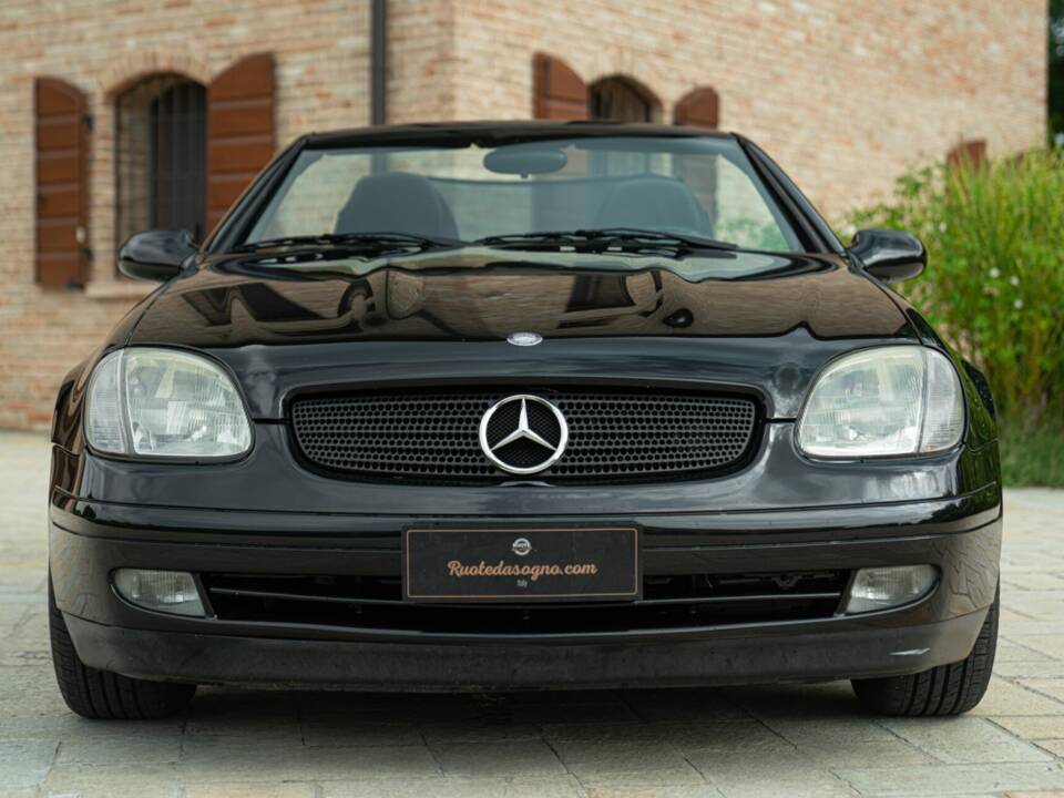 Afbeelding 3/50 van Mercedes-Benz SLK 200 (1998)