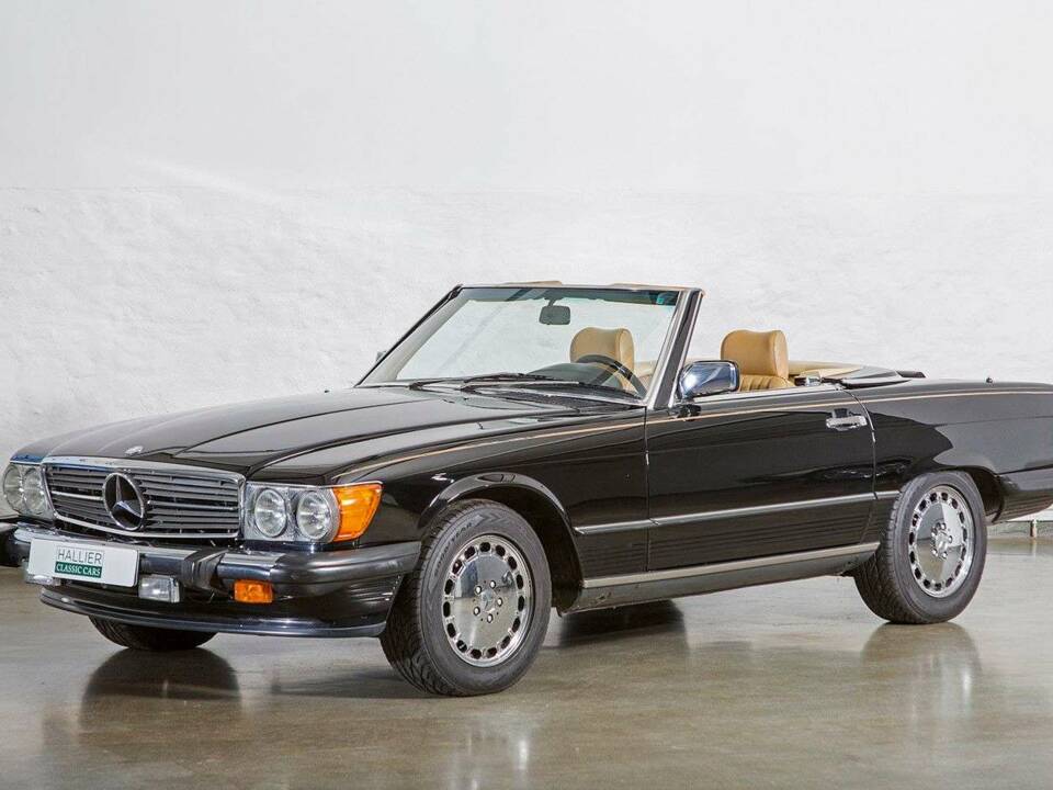 Image 4/20 of Mercedes-Benz 560 SL (1987)