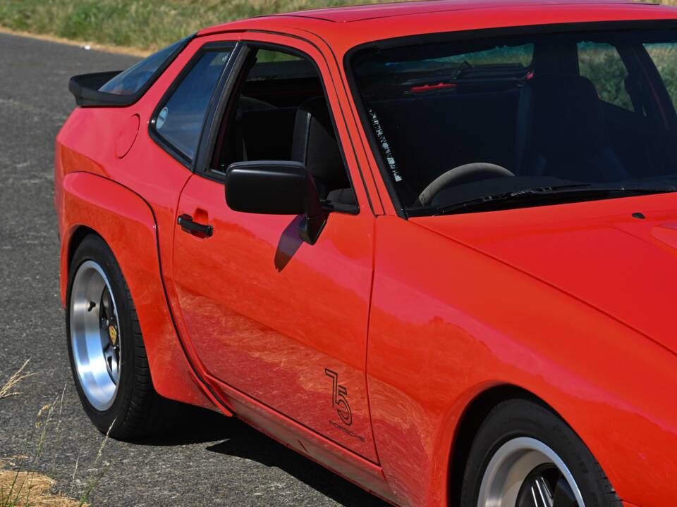 Image 39/50 of Porsche 924 Carrera GT (1986)