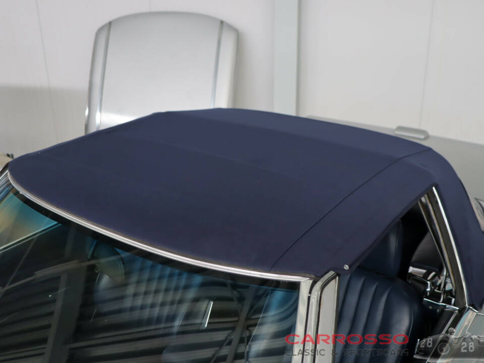 Image 49/50 of Mercedes-Benz 560 SL (1988)