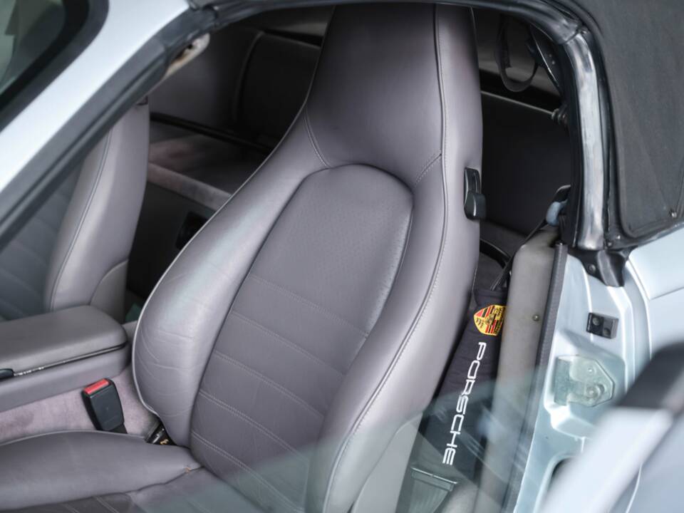 Immagine 22/43 di Porsche 968 (1992)
