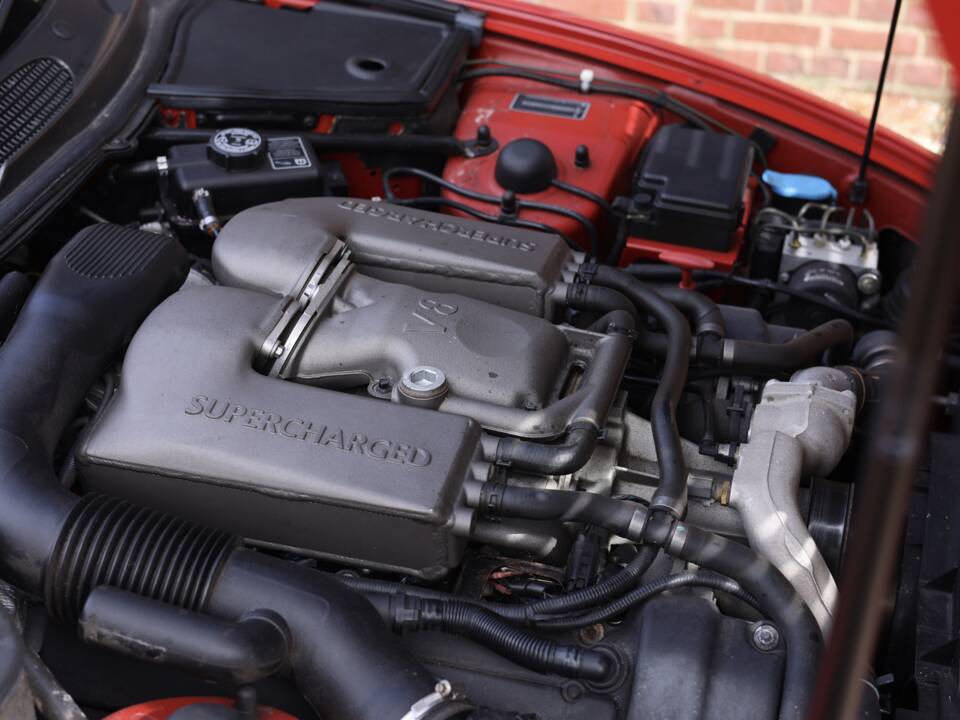 Image 42/50 de Jaguar XKR (2000)