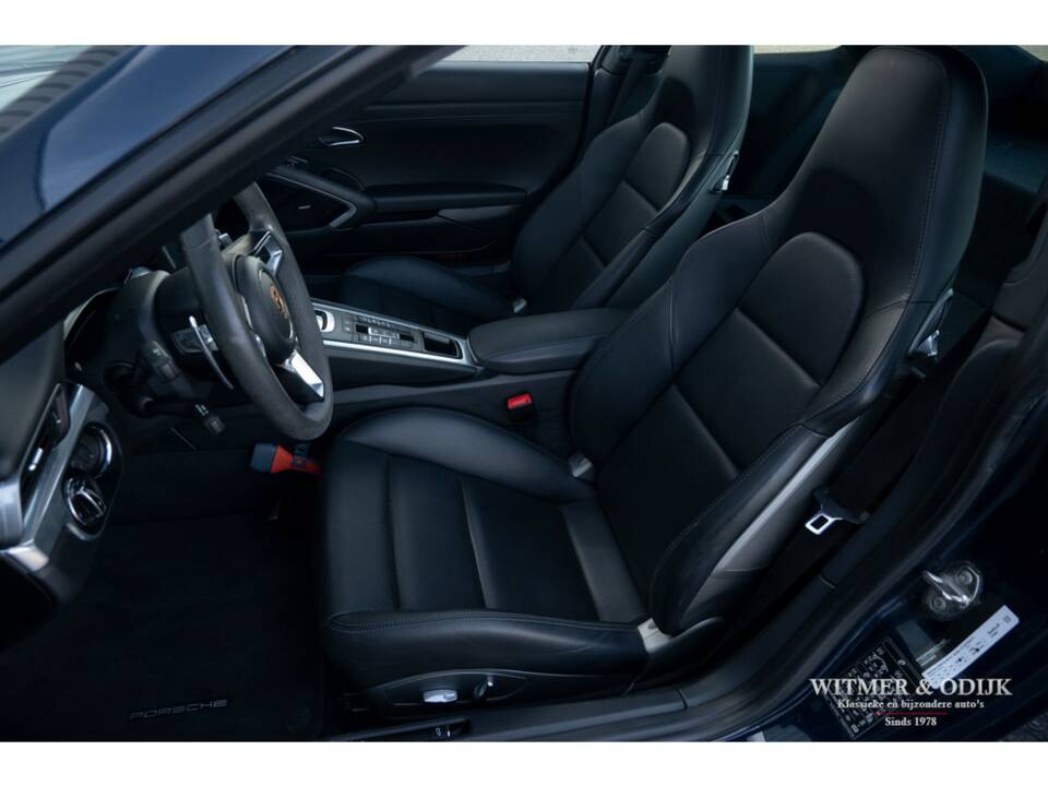 Immagine 6/31 di Porsche 911 Carrera (2018)