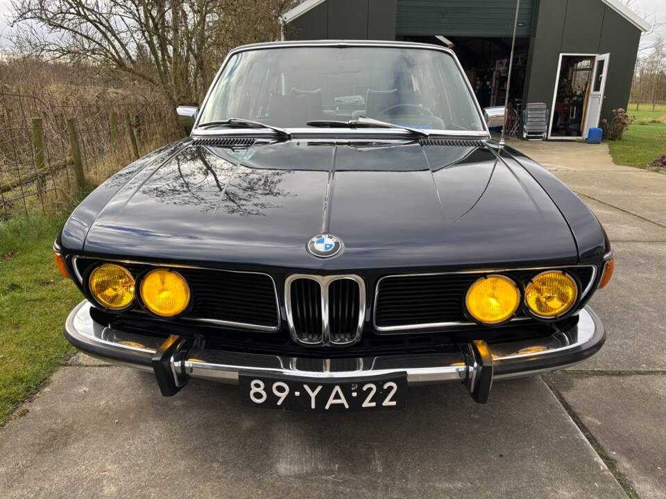 Bild 9/42 von BMW 3,3 L (1974)