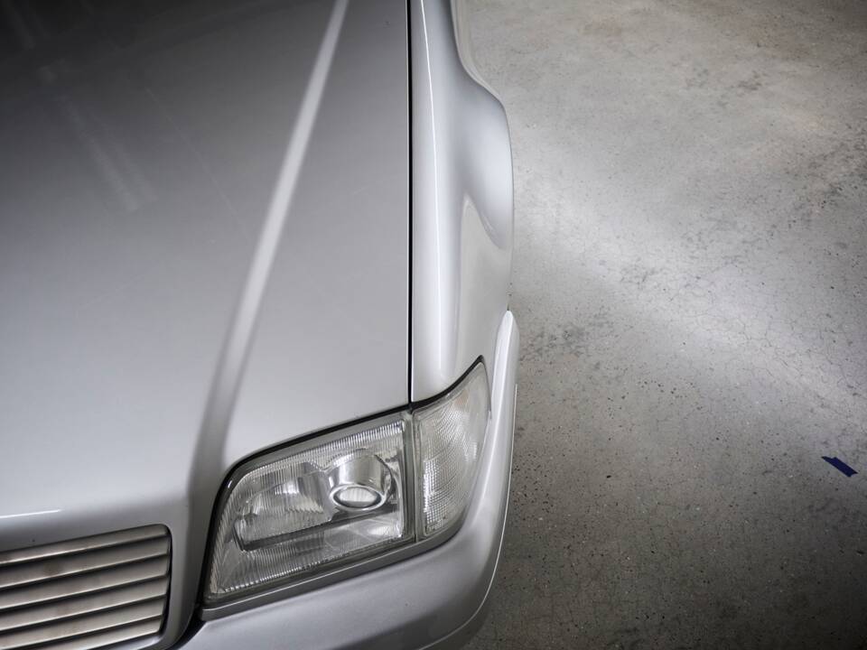 Immagine 43/95 di Mercedes-Benz SL 600 (1998)