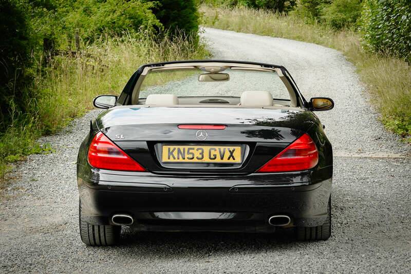 Image 8/50 of Mercedes-Benz SL 350 (2003)