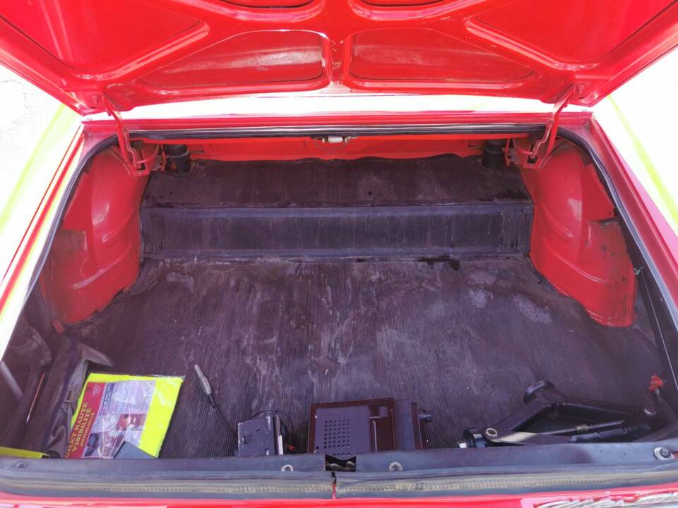 Image 20/33 of Alfa Romeo Spider 1300 (1976)
