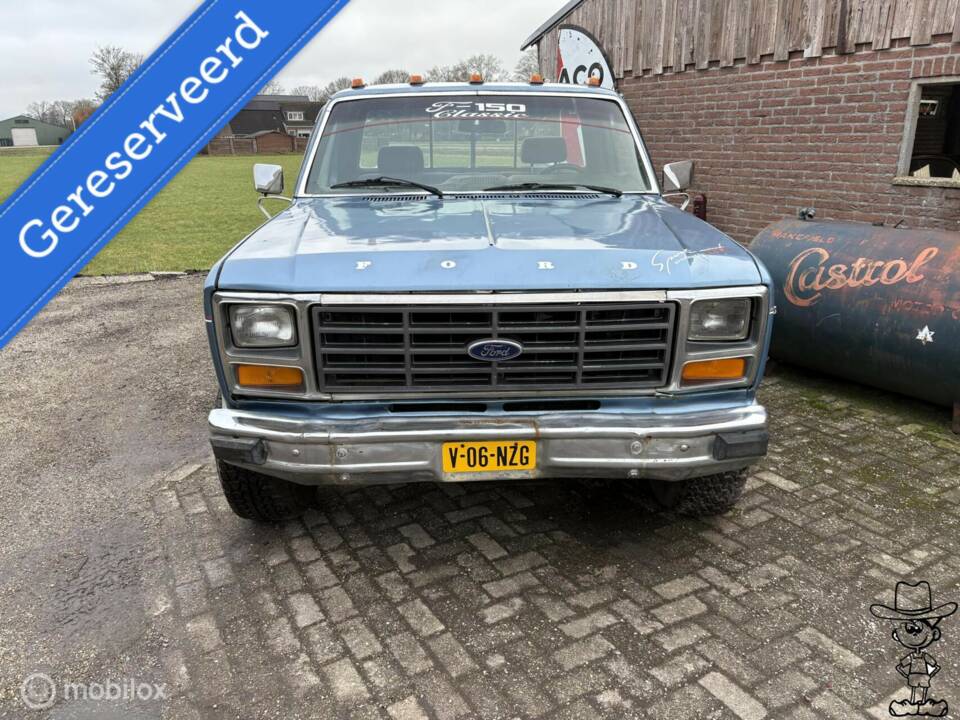 Obraz 2/42 pojazdu Ford F-150 XL (1982)