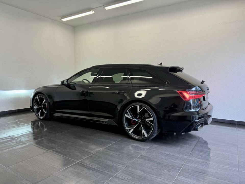 Image 8/28 de Audi RS6 Avant (2019)