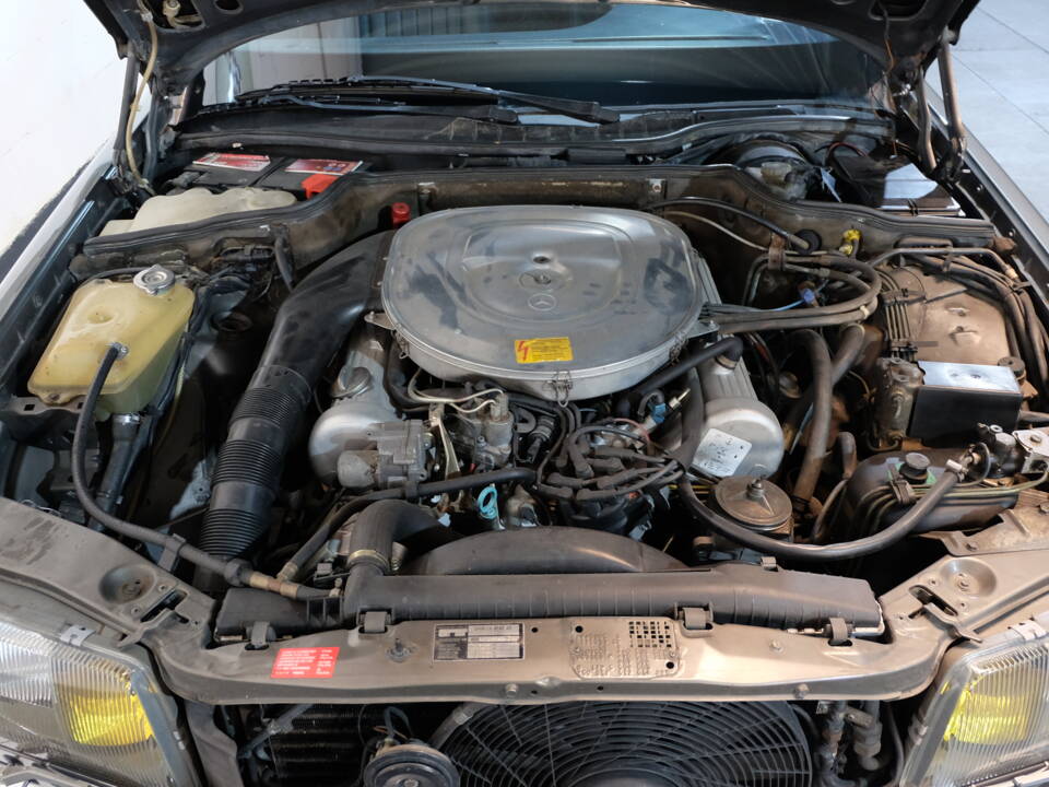 Image 31/31 of Mercedes-Benz 500 SEL (1987)