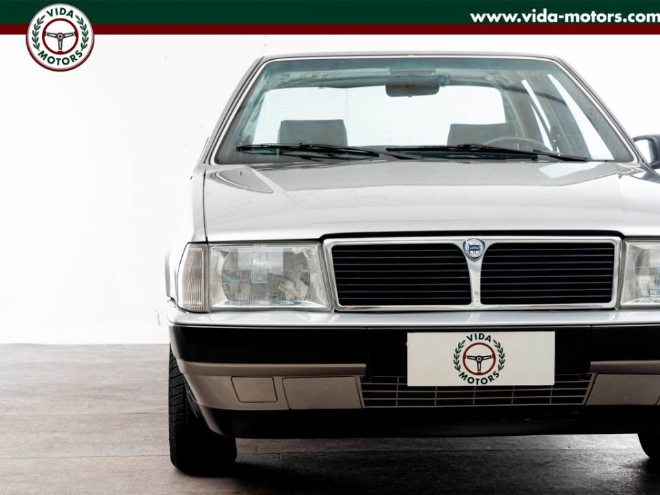 Afbeelding 7/32 van Lancia Thema I.E. (1986)