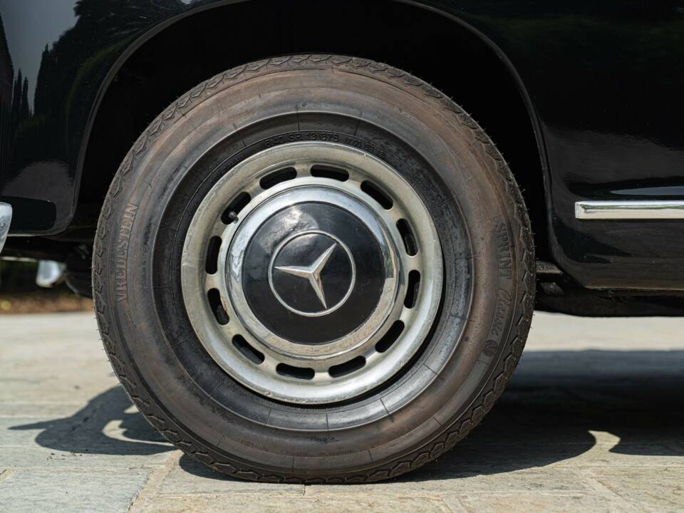 Imagen 17/50 de Mercedes-Benz 190 (1955)