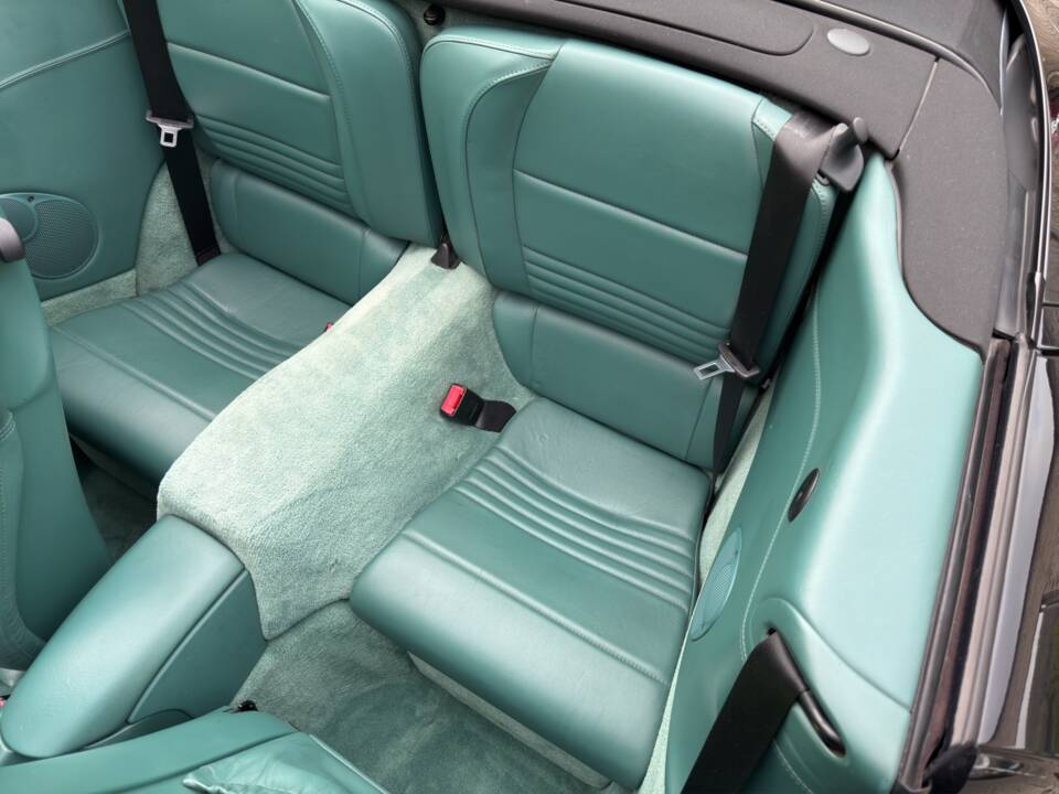 Image 12/23 de Porsche 911 Carrera (2002)