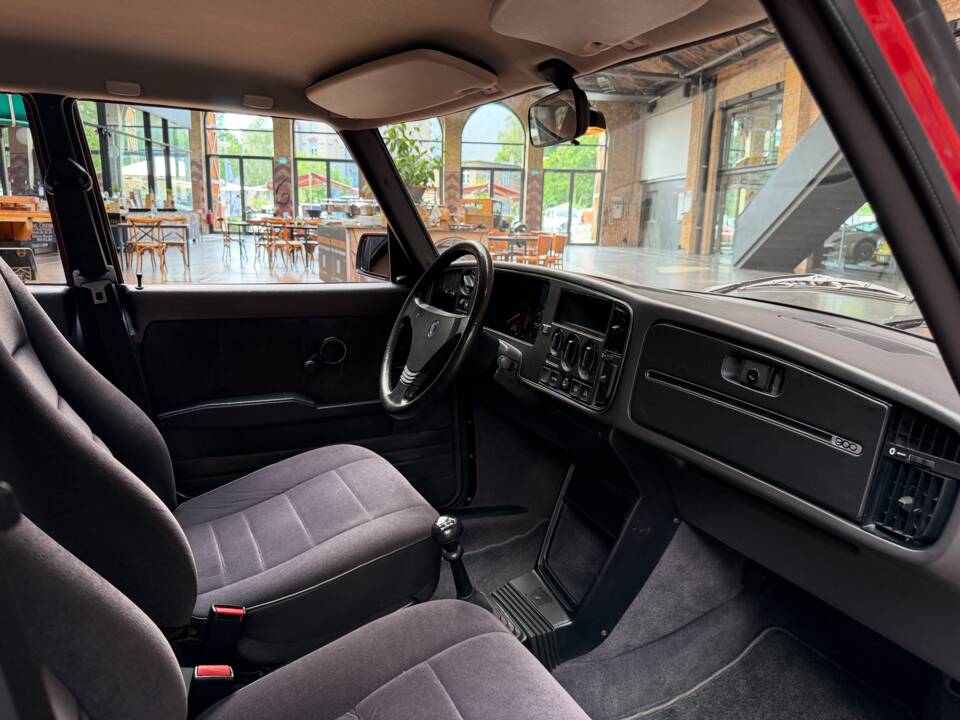 Image 34/42 of Saab 900 2.0i 16V (1991)
