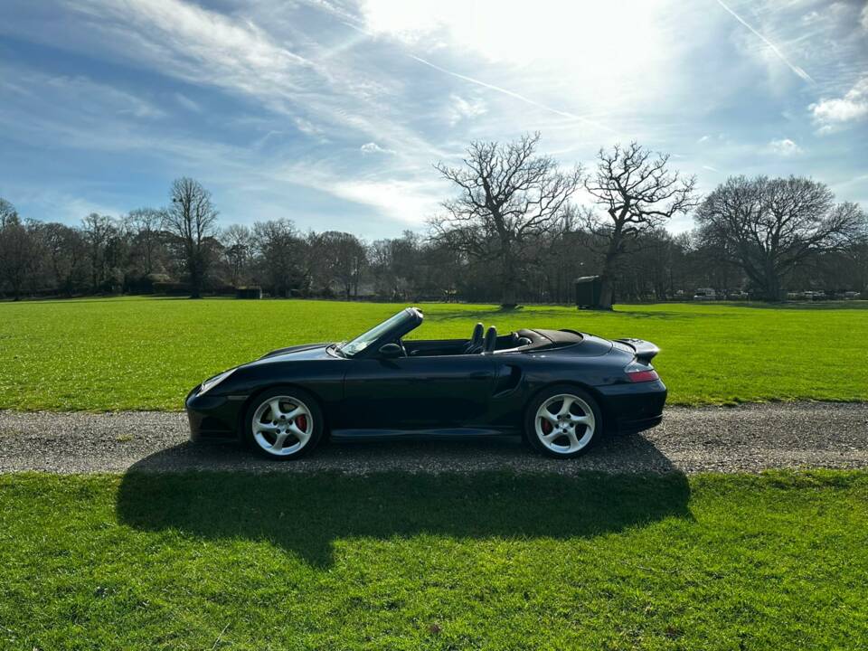 Bild 16/81 von Porsche 911 Turbo (2004)