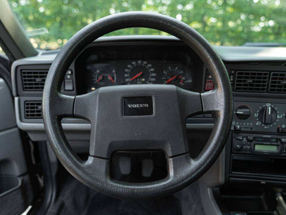 Obraz 37/48 pojazdu Volvo 850 2.0 20V (1992)