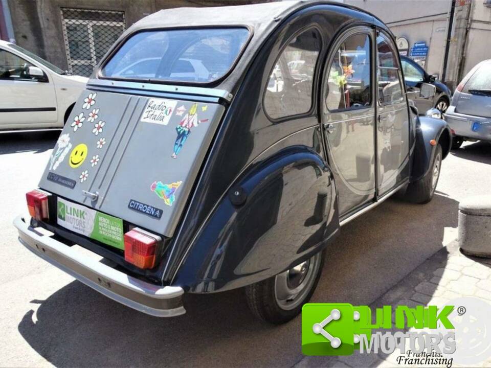 Immagine 8/10 di Citroën 2 CV 6 Charleston (1985)