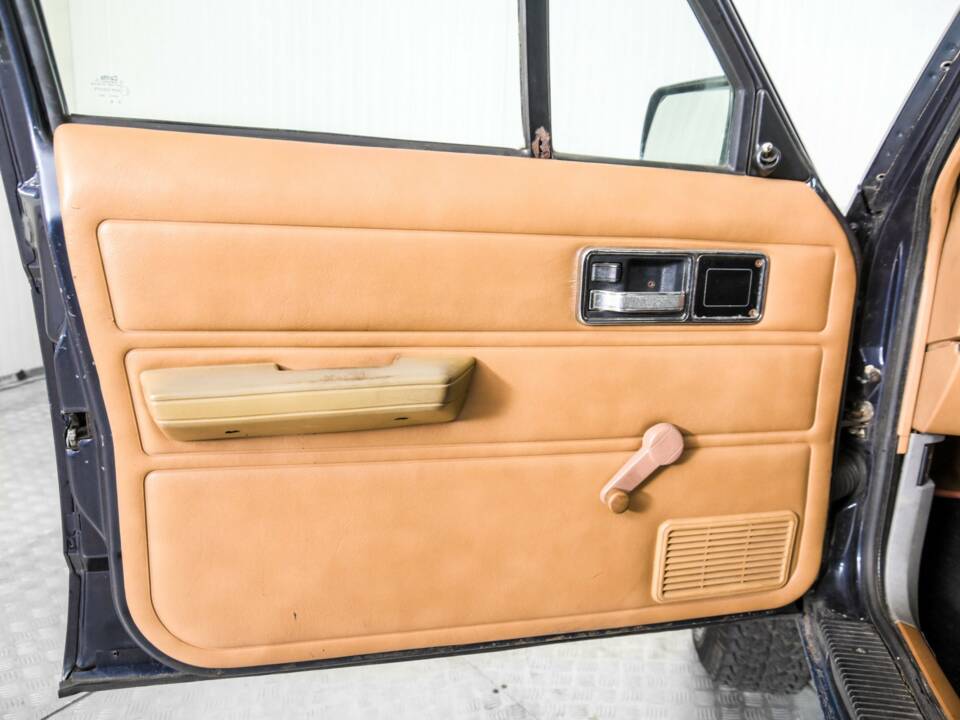 Bild 20/50 von Jeep Cherokee 2.8L V6 (1986)