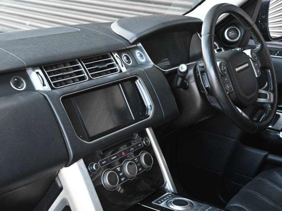 Afbeelding 46/50 van Land Rover Range Rover Vogue TDV6 (2016)
